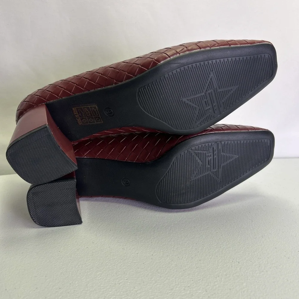 NEWBELLA Women's Woven Square Toe Block Heel Pumps Burgundy Wine Red Size 9 NIB